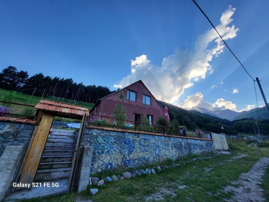 Peak House Villa Казбеги Екстериор снимка